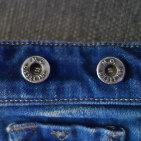 Diesel Mini Jean Skirt Size 26 Made in Italy *New with Tags* - Picture 16 of 16